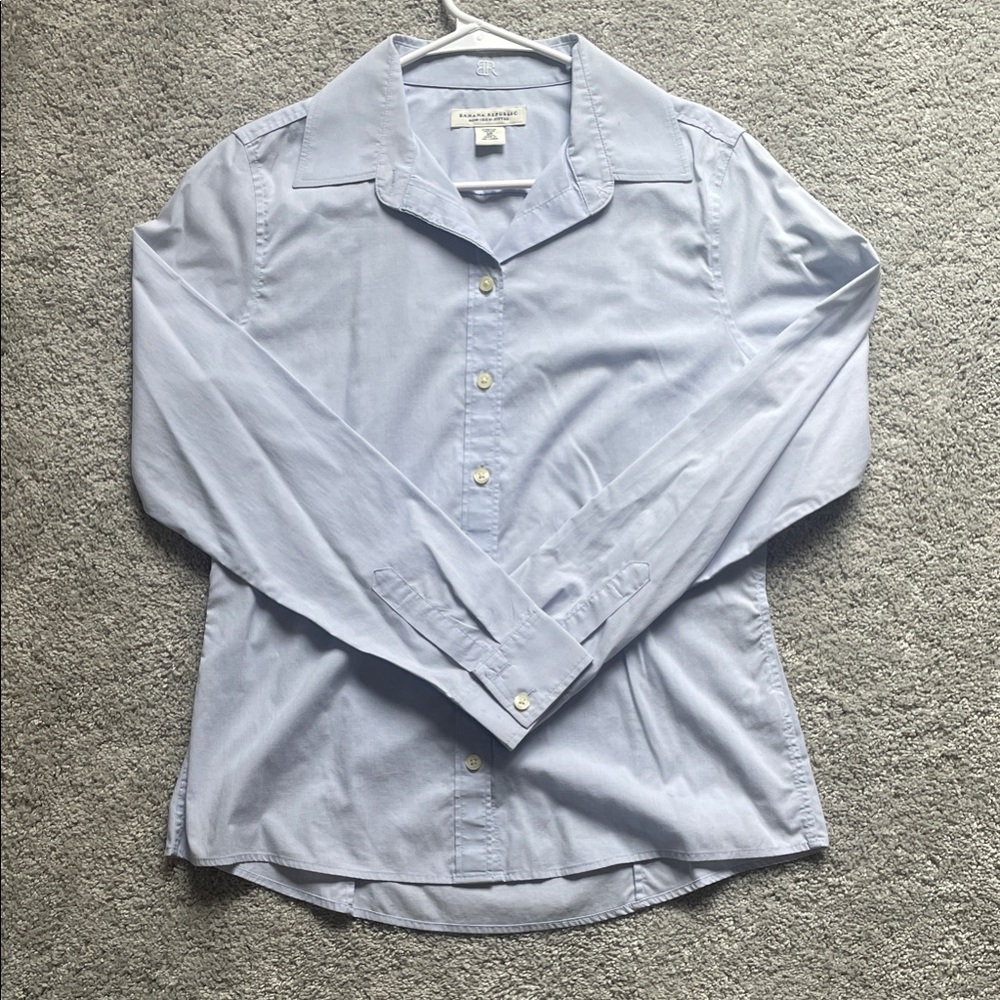 Banana Republic Light Blue Dress Shirt